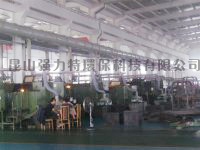 出屋面四根圓管煙囪帶塔架